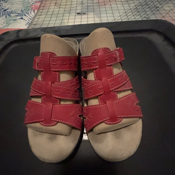 Kohl's Shoes - Kohl's Red and Tan Strappy Sandals